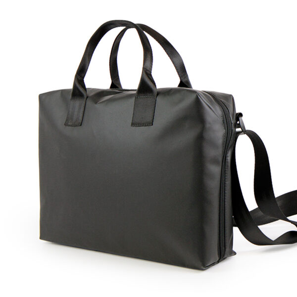 Desksharing Weekender Laptoptasche aus recycelter LKW-Plane